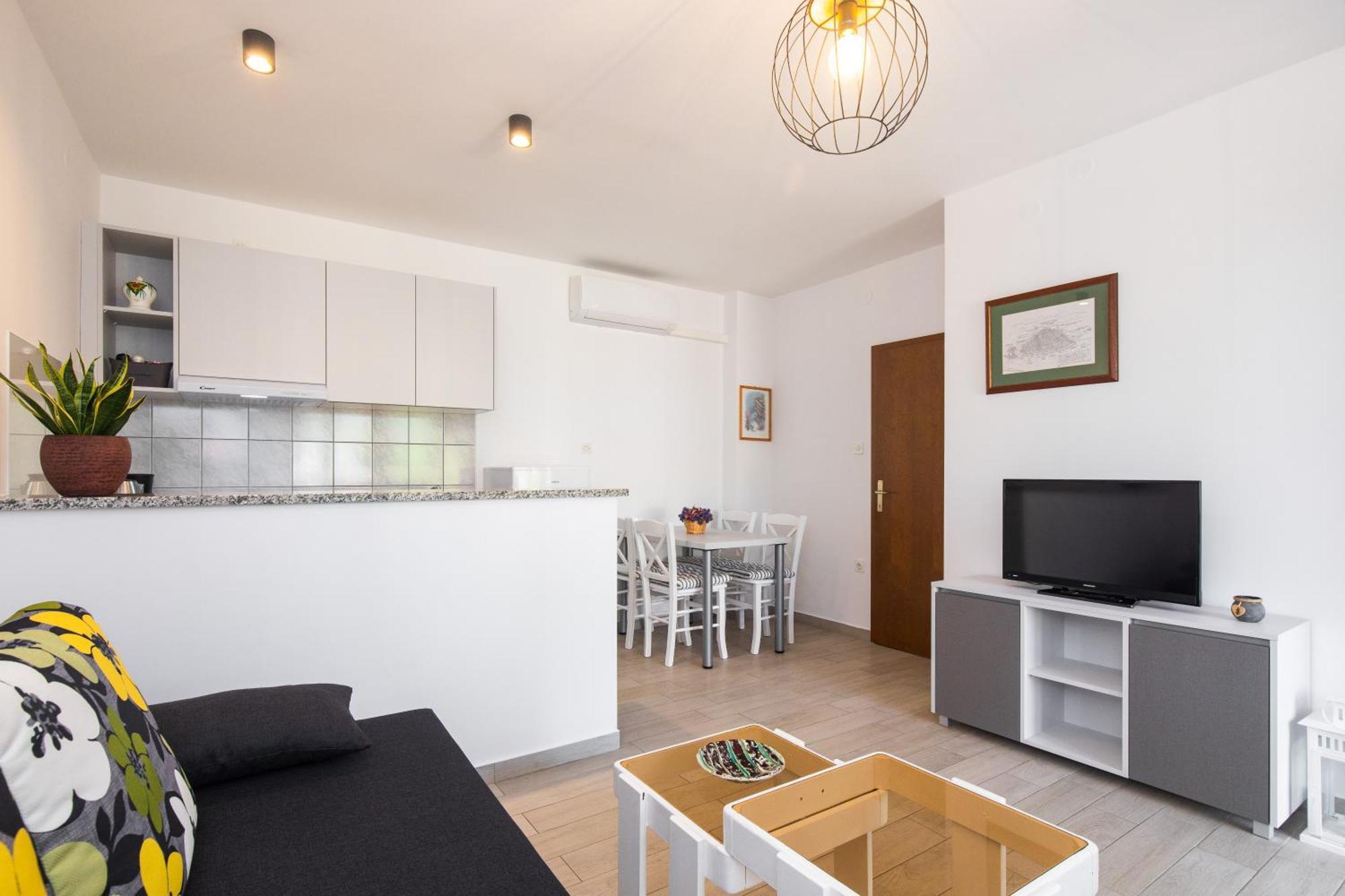 Apartmani Pina Krk Town Exterior foto