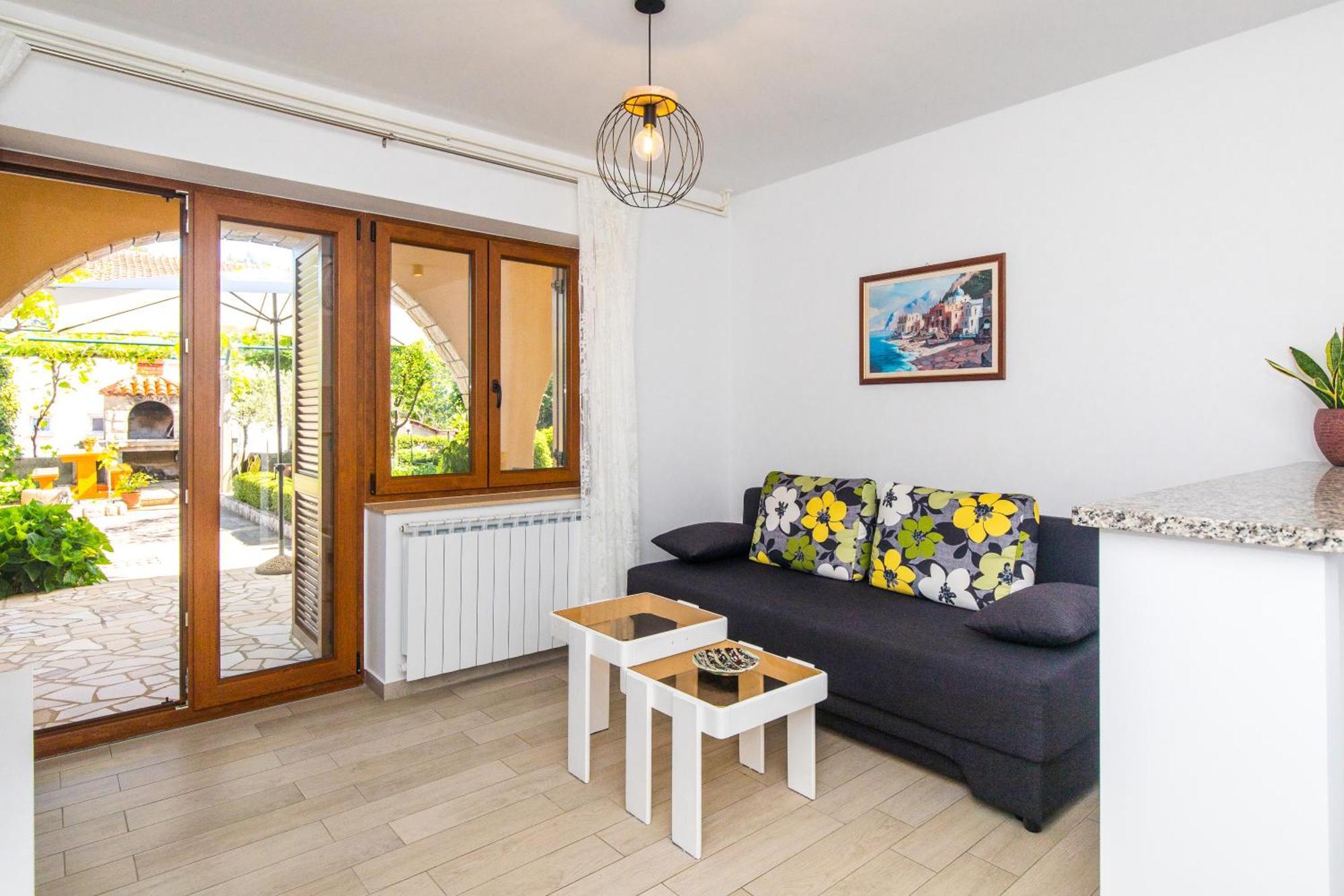 Apartmani Pina Krk Town Exterior foto